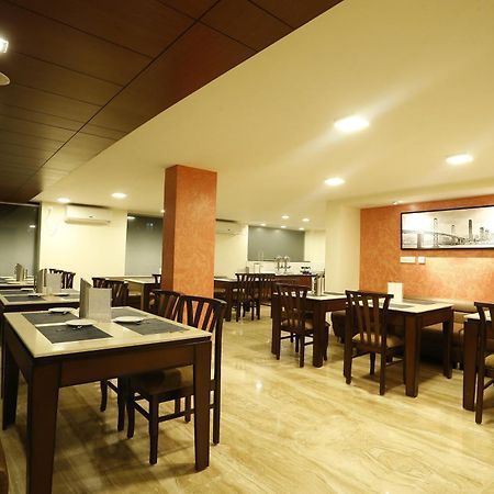 D Breeze Suites Devanahalli Екстериор снимка