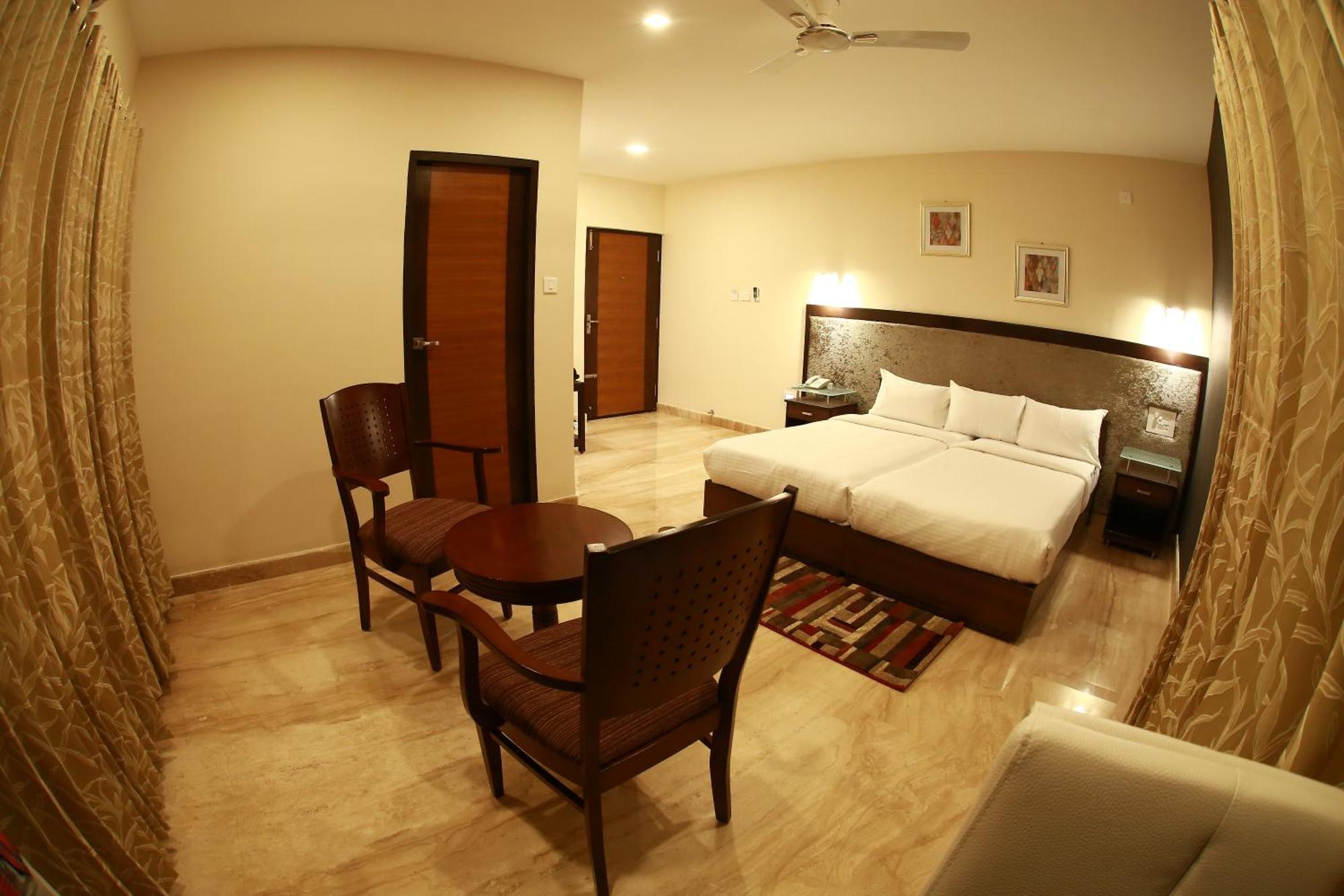 D Breeze Suites Devanahalli Екстериор снимка