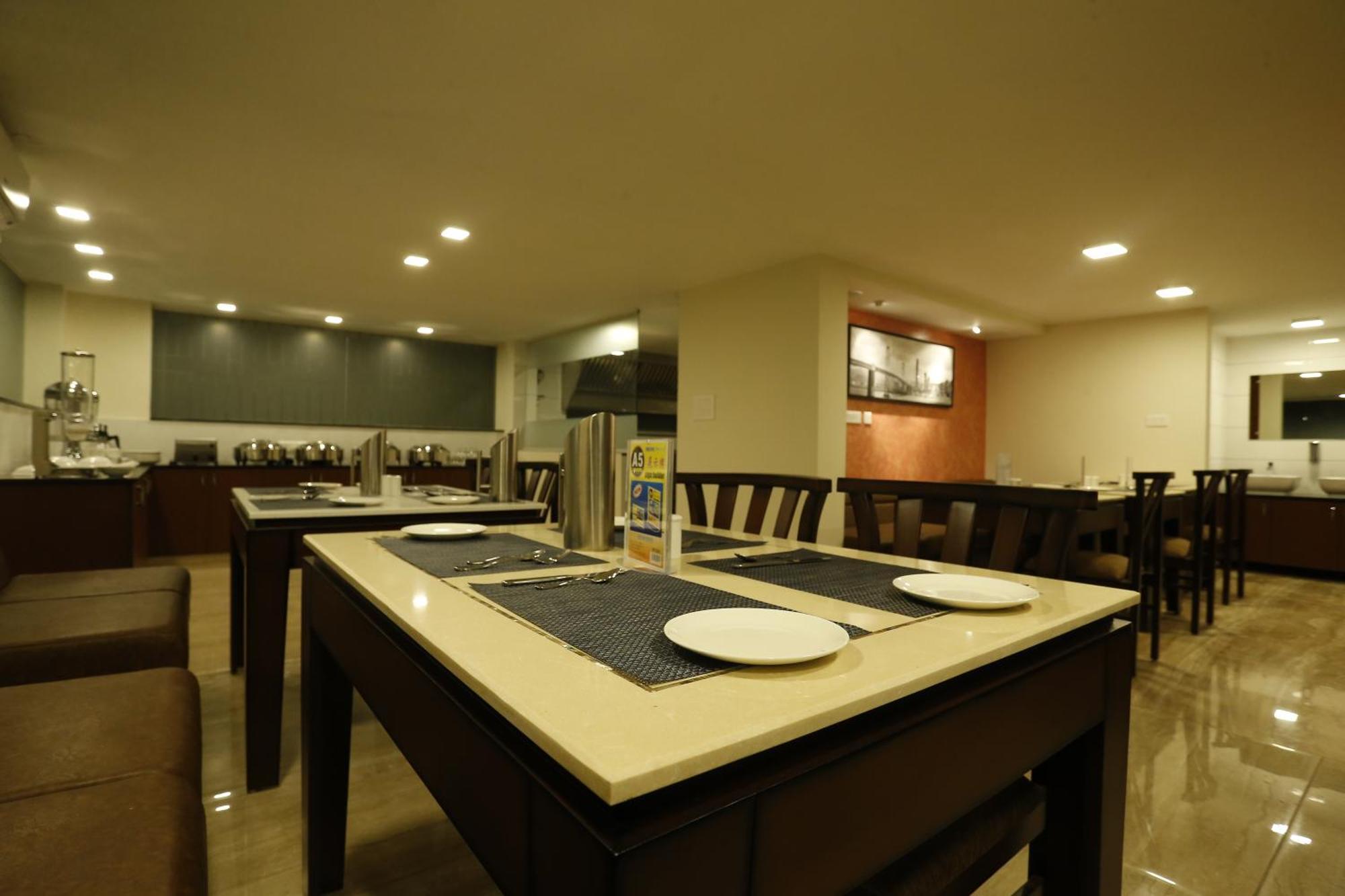 D Breeze Suites Devanahalli Екстериор снимка
