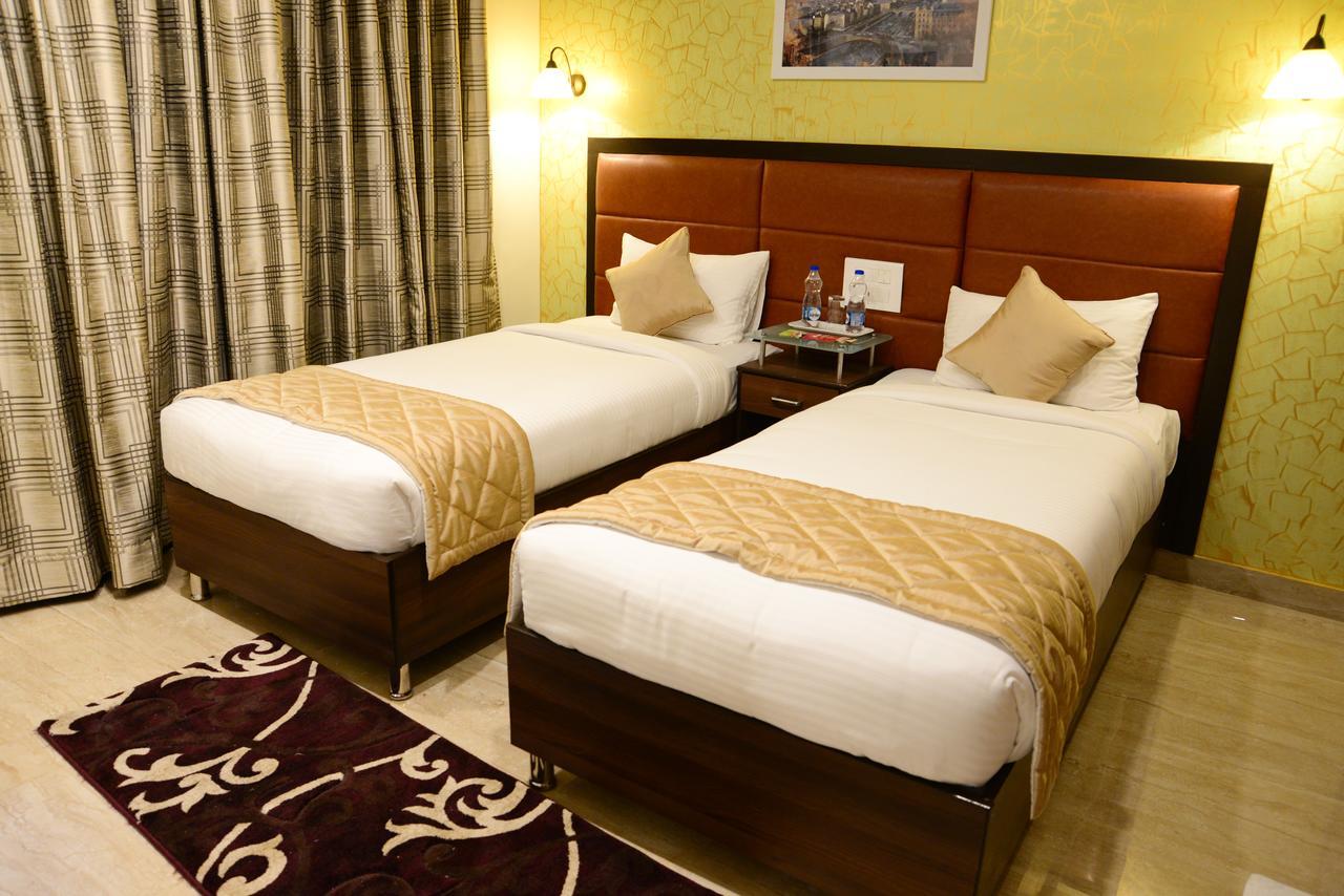 D Breeze Suites Devanahalli Екстериор снимка