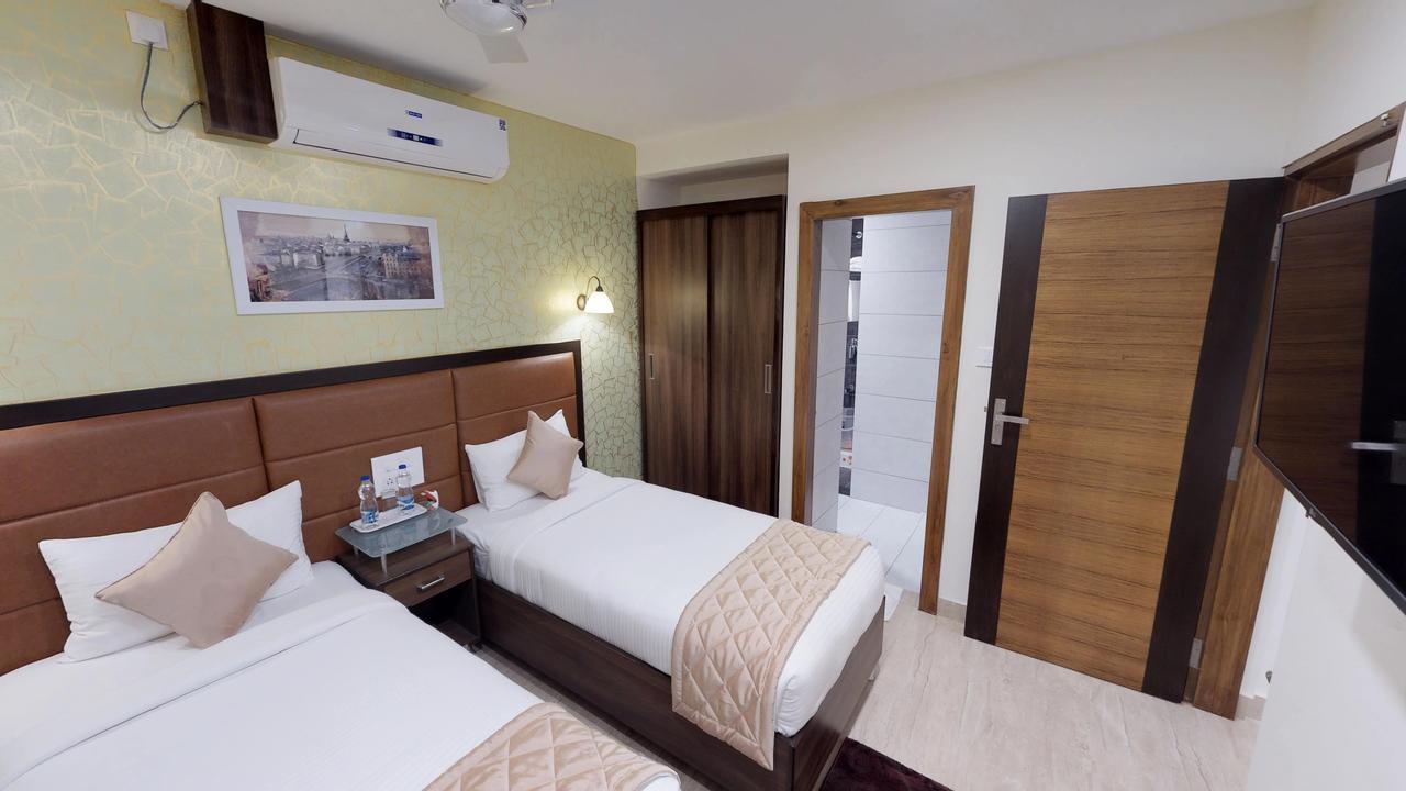 D Breeze Suites Devanahalli Екстериор снимка